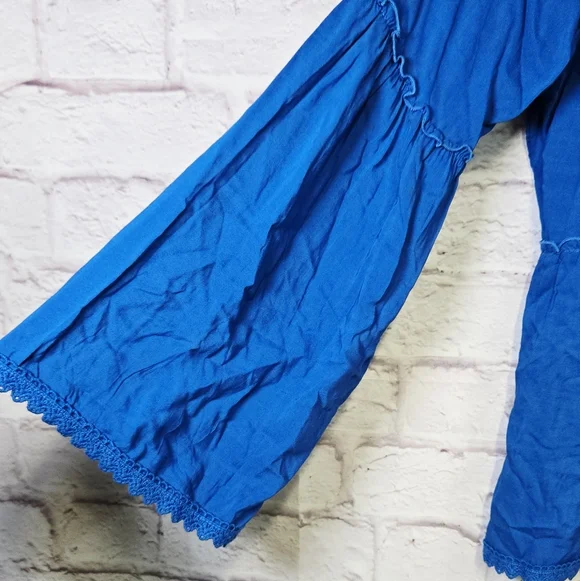 Signature Studio Plus 1X Royal Blue Bell Sleeve Tie Neck Blouse Bold Flattering - Picture 8 of 8